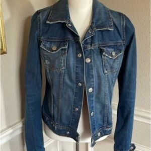 Stylish Indigo Denim Jacket for Women